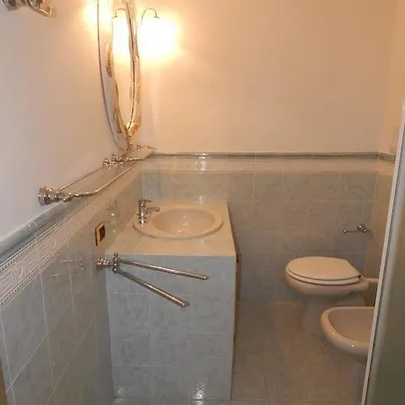 公寓 Affittasardegna Casa Soffice 罗通多港